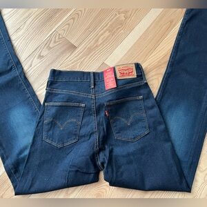 LEVI’S for women 28 x 32 NEW with TAG
